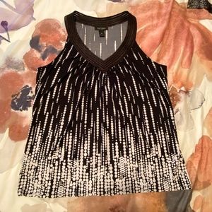White House Black Market XLSleeveless Shirt